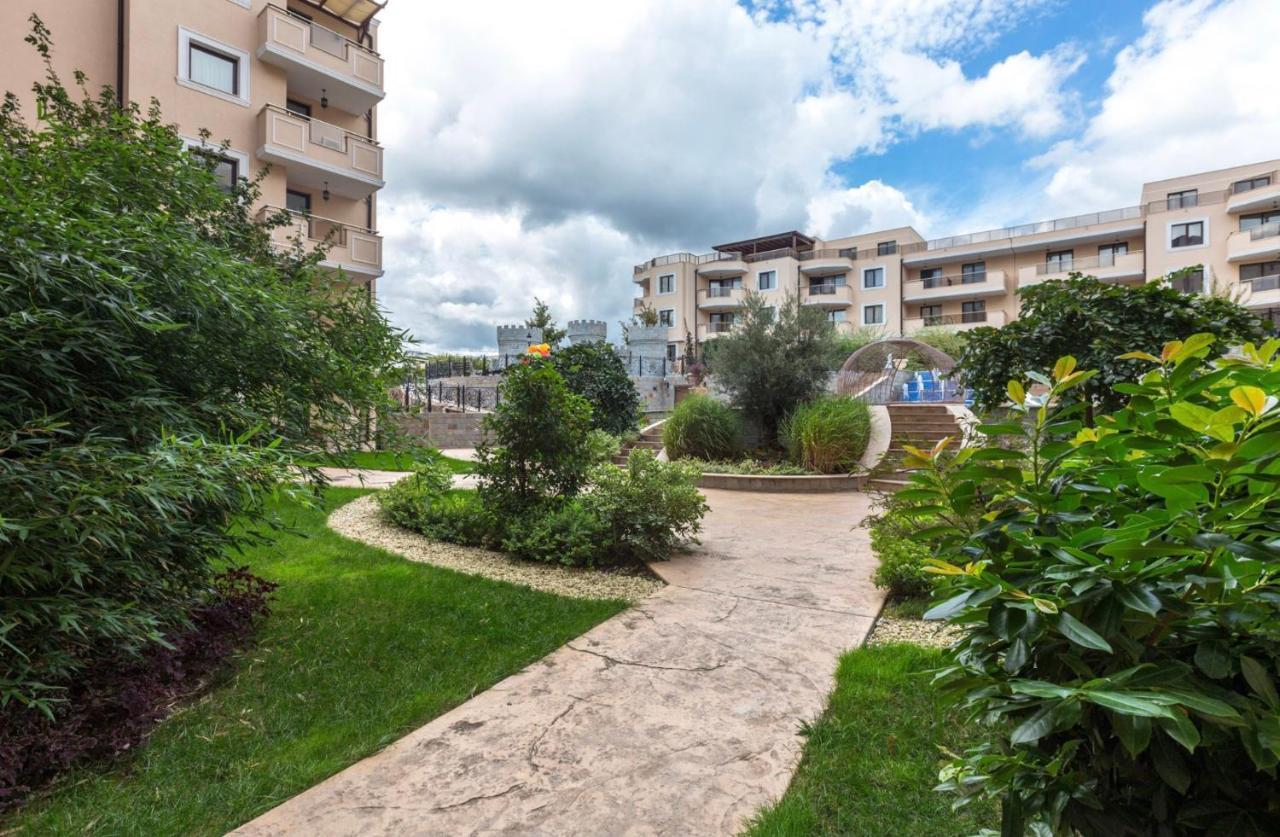 Premium Complex Millennium 2 - Family Apartments Sveti Vlas Exterior photo